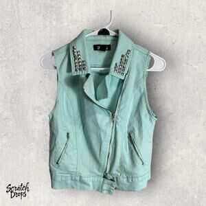 Forever 21 Women's Studded Sleeveless Denim Vest Size Small Light Blue 16x20.5